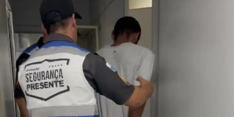 Homem de Miracema com várias passagens é preso em Macaé após cometer roubos em série