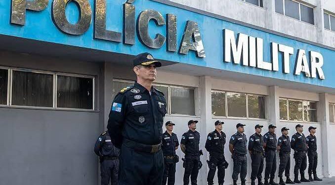 Coronel Arêdes passa o comando do 32º BPM