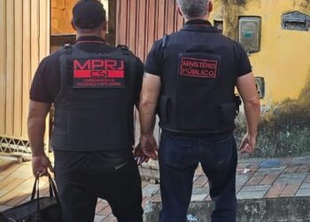 MPRJ e Polícia Civil cumprem mandados de busca e apreensão contra rede de abuso sexual infantil, inclusive em Campos