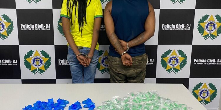 Traficantes são presos na posse de grande quantidade de drogas, em Macaé