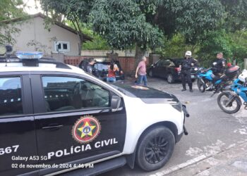 Integrantes de quadrilha envolvida em roubo mediante sequestro a empresário em Macaé são presos; carro clonado foi recuperado