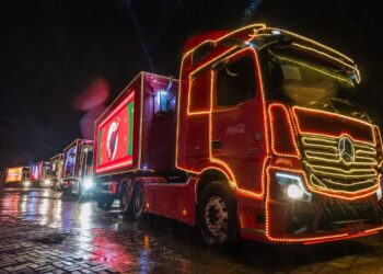 Confira a rota dos caminhões iluminados da Coca-Cola pelo Estado do RJ