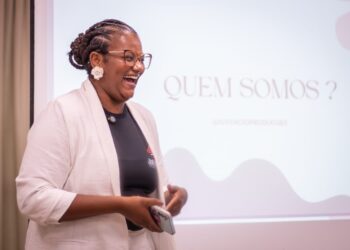 Secretária Sheila Juvêncio representa Macaé em reconhecimento internacional com projeto ‘Auxílio Mulheres Livres’