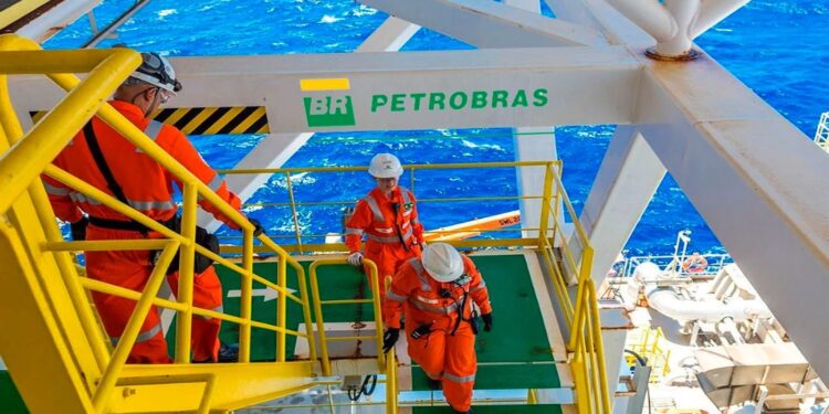 Inscrições para cursos gratuitos da Petrobras terminam nesta segunda