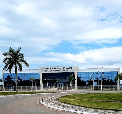 MPRJ obtém decisão para que a Câmara Municipal de Macaé desocupe cargos em comissão e realize concurso público