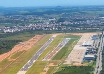 Nova pista do Aeroporto de Macaé está pronta e passa por homologação