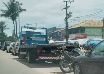 Denúncia: perigo no acostamento da RJ-106 em Unamar