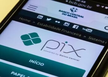 Nova regra do PIX e cartão: veja quais situações podem ser problema para a Receita Federal