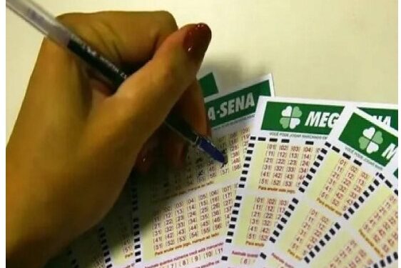 Casal se separa após ganhar na Mega-Sena e briga na Justiça pelo prêmio