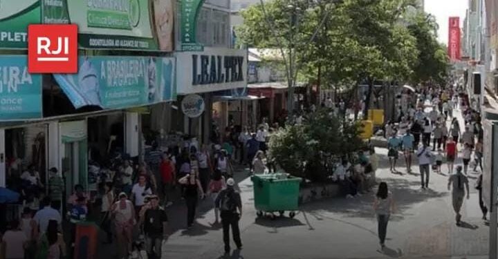 Vigilância Sanitária alerta população sobre golpe aplicado por falsos fiscais