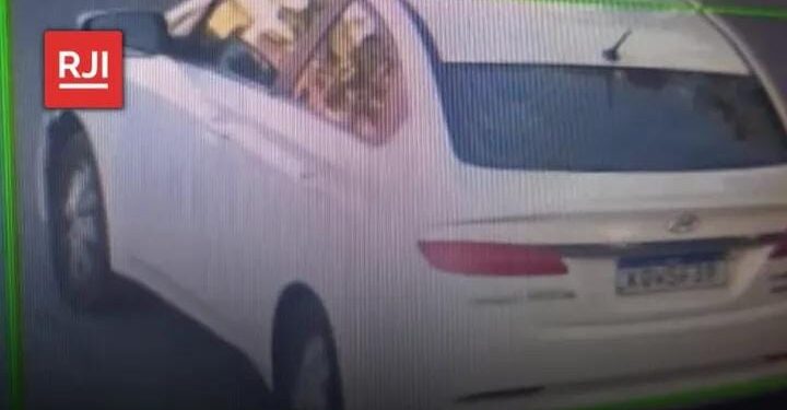 Casal com bebê tem carro roubado por bandido armado, em Campos