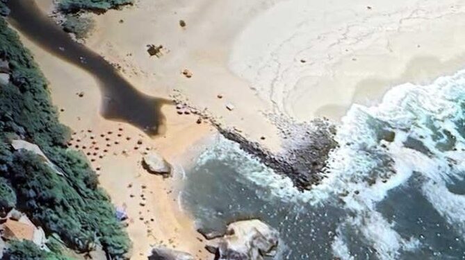 MPRJ obtém paralisação de obra na Praia do Recanto, em Itaipuaçu, por risco de dano ambiental