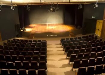 Teatro Firjan SESI Macaé abre inscrições para curso gratuito de Aperfeiçoamento em Dança