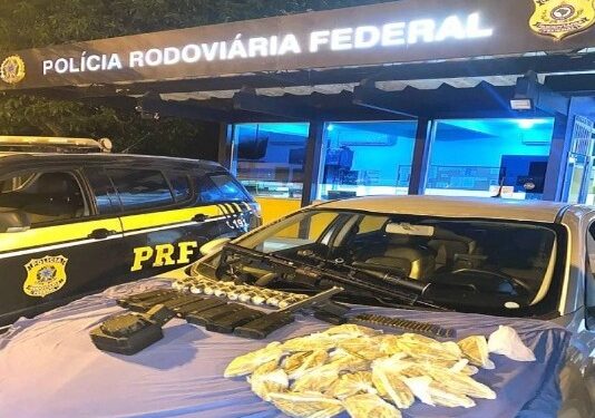 PRF apreende granadas, fuzil e munições após perseguição na BR-101
