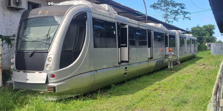 Macaé vende composições do VLT para a Secretaria de Infraestrutura do Estado do Ceará