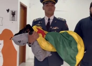 “Um Homem; Um cão; Qualquer missão!”: a despedida de Cerys