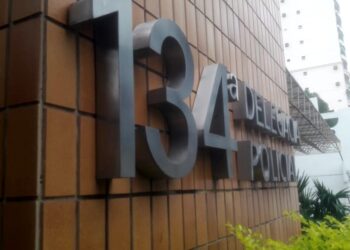 Mulher é estuprada por homem soropositivo após encontro marcado pela internet em Campos