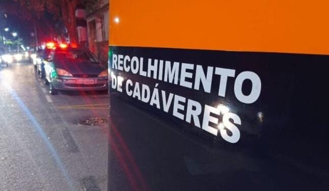 Idosa de 80 anos é encontrada morta em apartamento