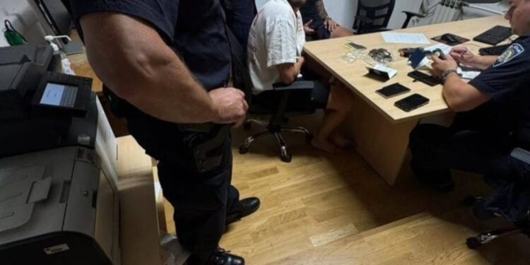 Youtuber macaense Jon Vlogs é detido na Croácia após confusão em balada