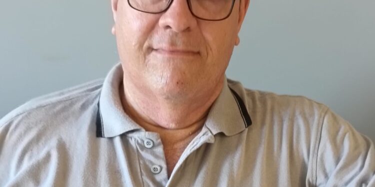 Psicólogo que atende pacientes de Macaé e região, desde 1999, embarca para Portugal para realizar mestrado