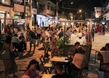 Degusta Búzios começa neste final de semana com gastronomia e música gratuita