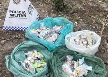  32º BPM prende homem por tráfico de drogas em Rio das Ostras