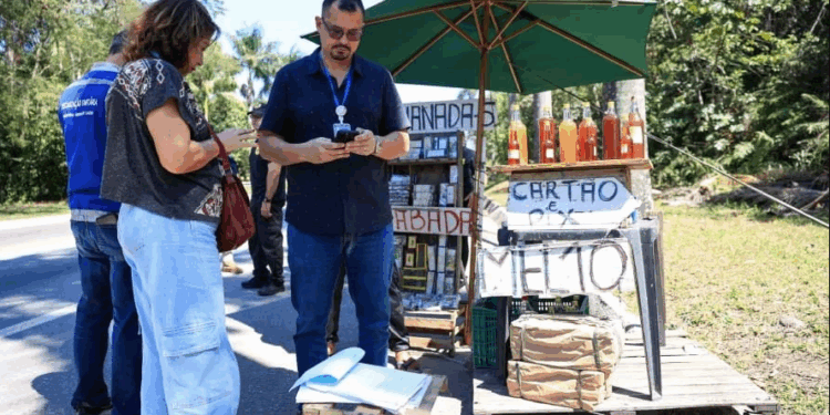 Mel adulterado e queijos sem procedência são apreendidos em Casimiro de Abreu