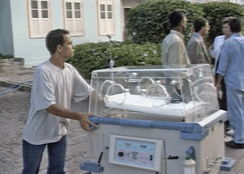 “Mães de Cabo Frio”: 96 bebês mortos em UTI podem virar escândalo internacional