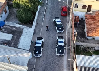 Operação em Cabo Frio desmonta quadrilha de cargas