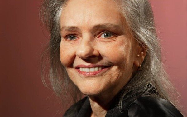 Morre Angela Ro Ro, uma das artistas mais autênticas da música brasileira