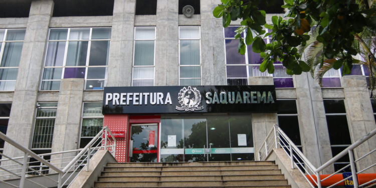 Fim da mamata? Justiça dá 1 ano para trocar cargos comissionados por concursados