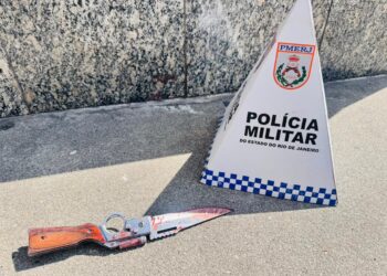 Homem é preso minutos após matar pessoa a facadas na fila do Restaurante Popular em Macaé