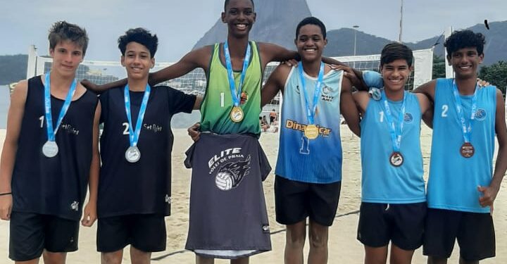 Cabofriense André Luiz conquista bicampeonato estadual Sub-15 de Vôlei de Praia