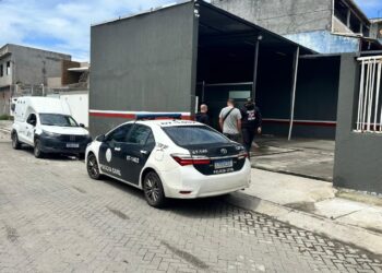Ação conjunta combate furtos de água e leva dois à delegacia em Rio das Ostras