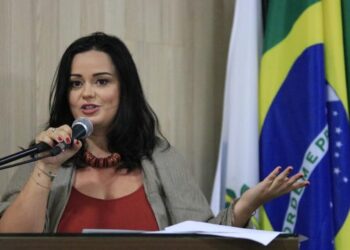 Ex-vereadora é presa após confusão e acusação de racismo