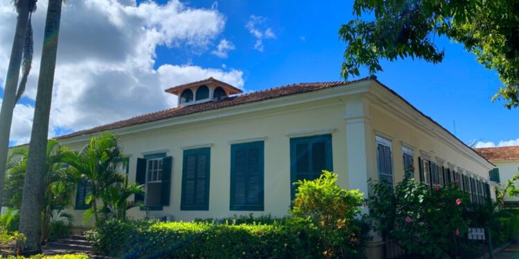 Tribunal aponta irregularidades e emite parecer contrário às contas de 2024