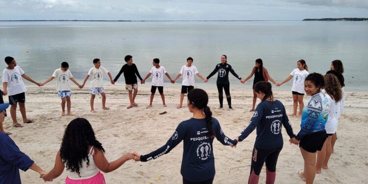 Projeto ambiental transforma jovens em Guardiões dos Cavalos-Marinhos