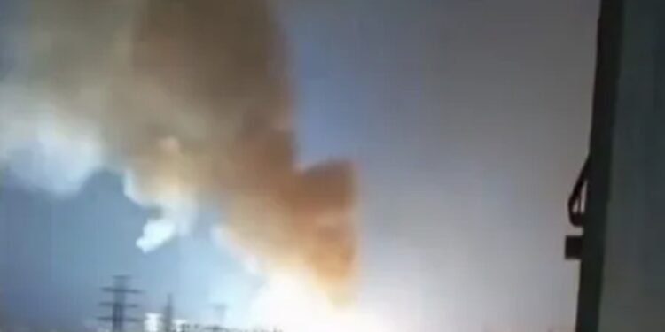 Incêndio em subestação de Alcântara causa apagão em várias cidades do RJ