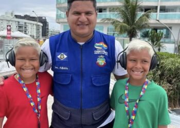 Inclusão no Réveillon: município oferece abafadores para pessoas com TEA