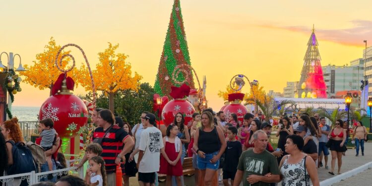 Primeiro fim de semana da Vila do Noel encanta famílias com atrações mágicas
