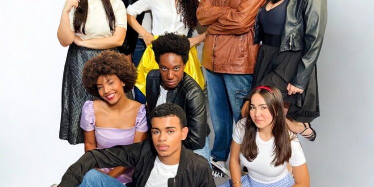 Peça “A Broadway Vai ao Cinema” reúne clássicos do musical