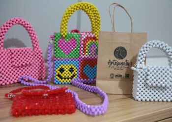 Artesanato fortalece economia local durante o verão