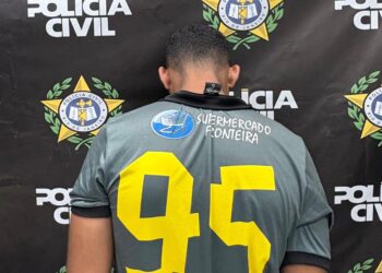 Suspeito é preso por tráfico durante operação policial