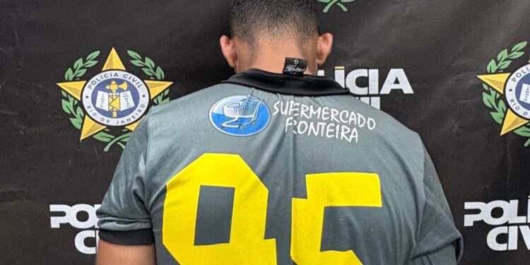 Suspeito é preso por tráfico durante operação policial