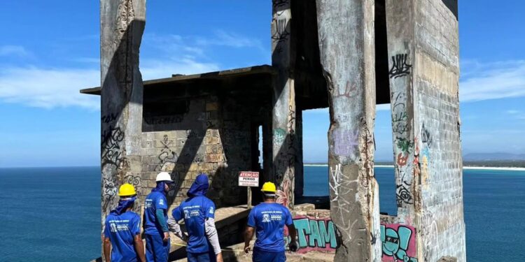 Prefeitura fecha acesso à Janela do Paraíso por risco à segurança