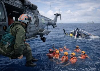 Após pouso no mar, Petrobras, Omni e Marinha se pronunciam