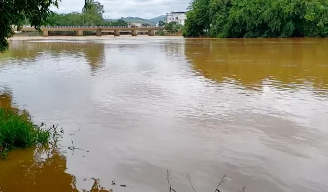Nível do rio Muriaé deve atingir cota de alerta