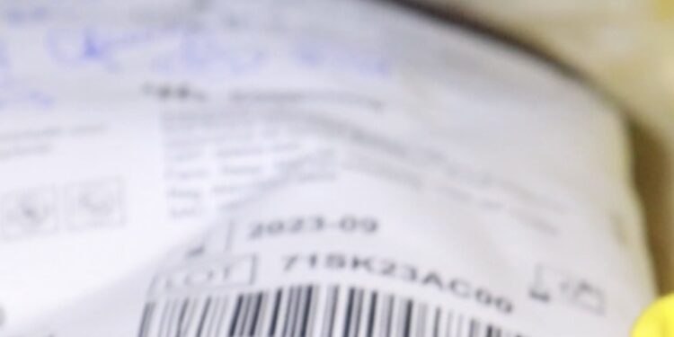 Estoques de sangue operam no limite após queda nas doações