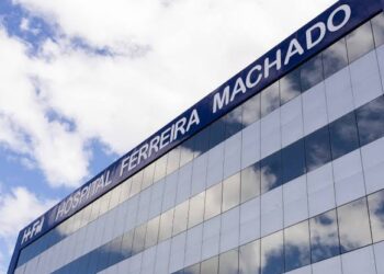 Criança ferida em acidente na BR-101 morre no hospital