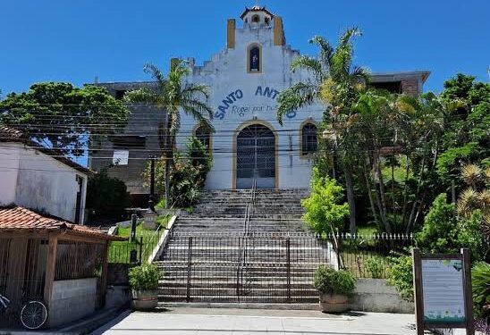 Igreja de Santo Antônio é alvo de furto em Bacaxá